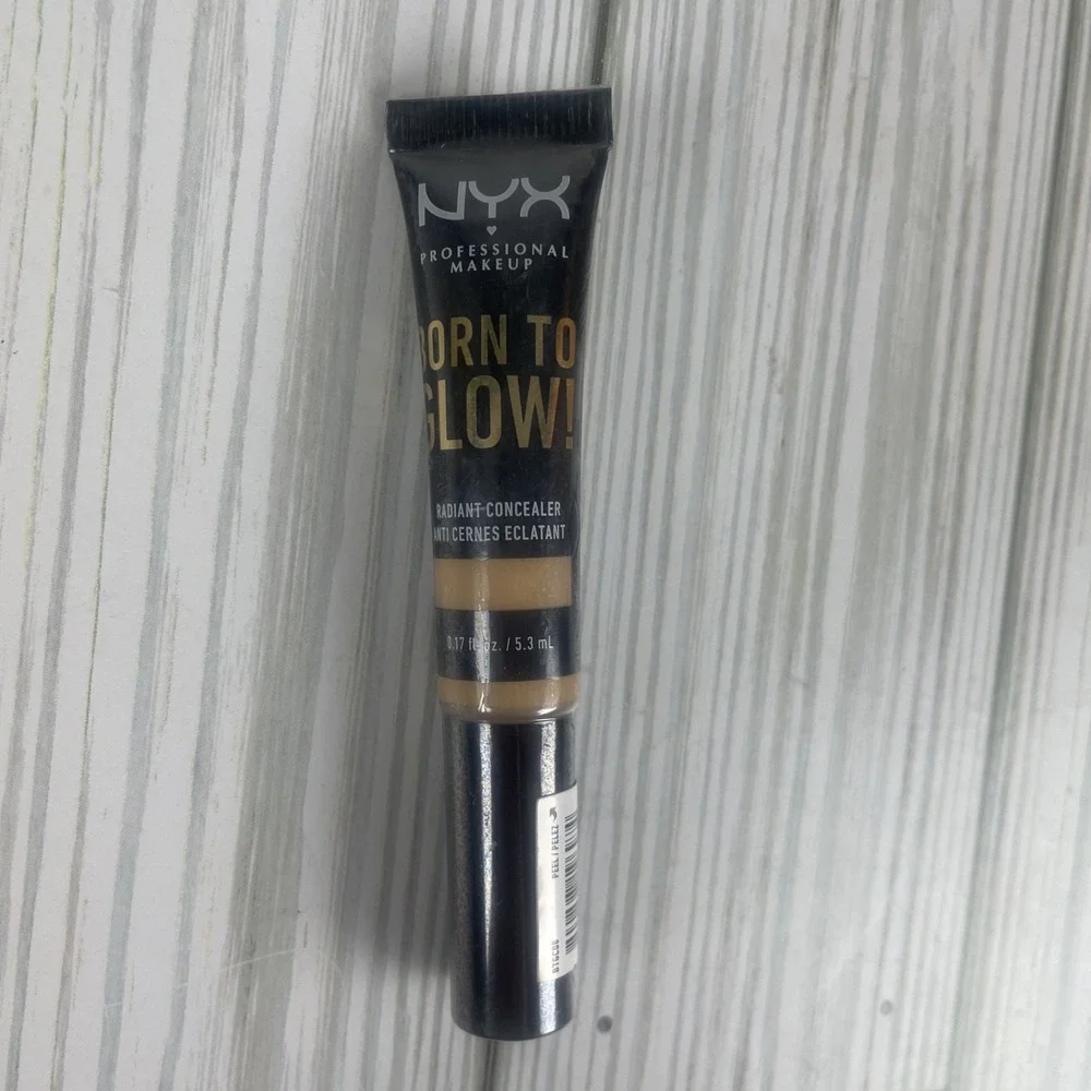 NYX PROFESSIONAL‎ MAKEUP Born To Glow Radiant Concealer- TRUE BEIGE BTGC08